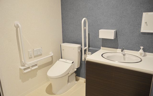 採尿室（お手洗い）